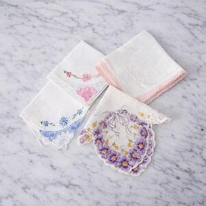 Set of 4 Vintage Ladies Handkerchiefs featuring some floral embroidered  pcs